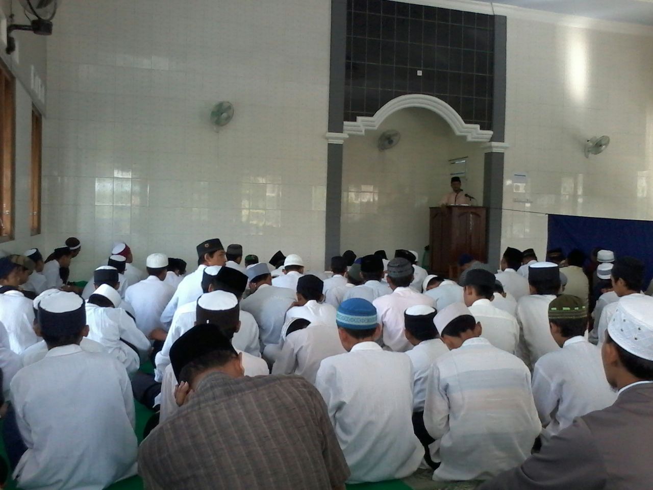 Kajian Ahad Malam